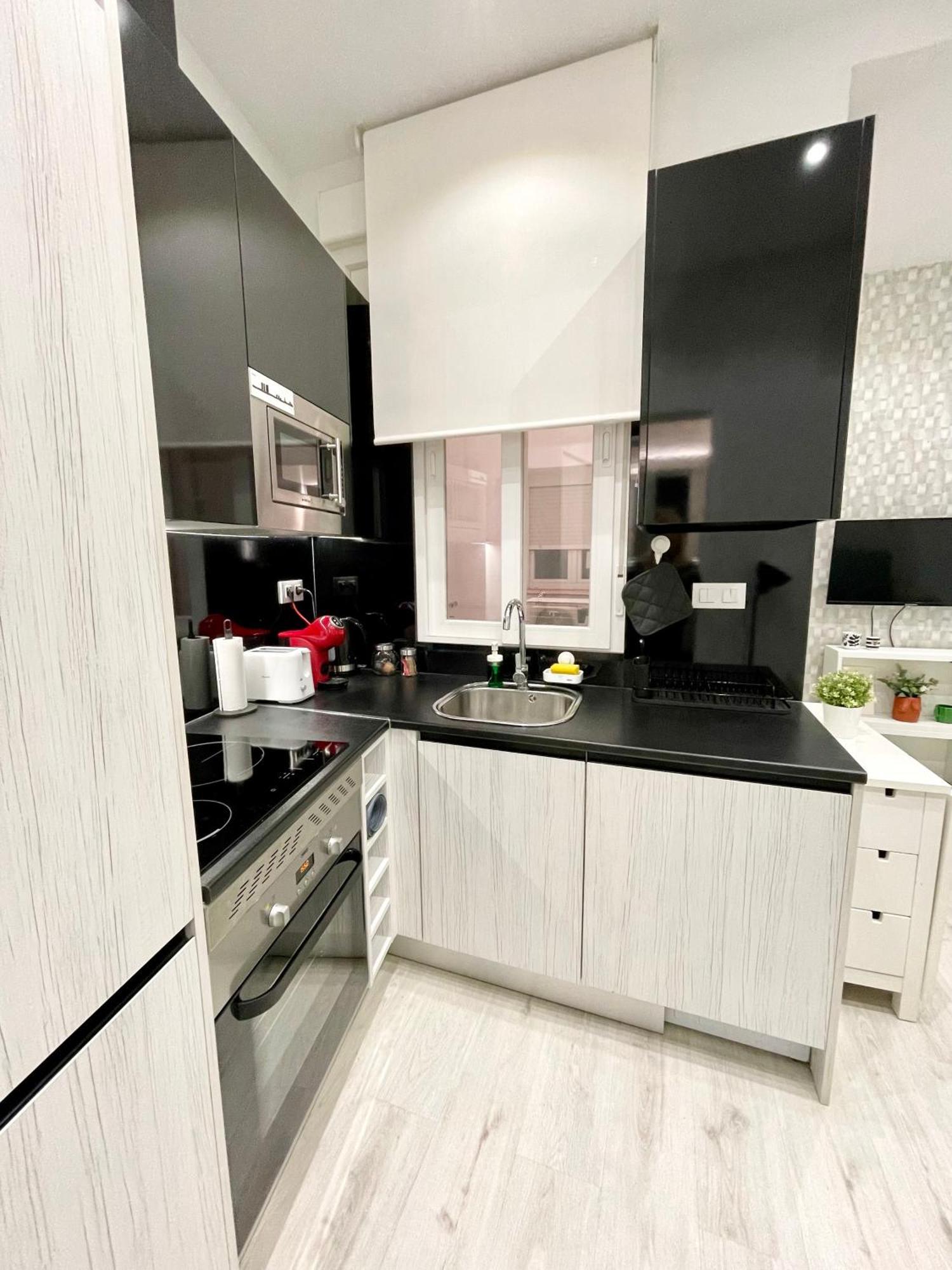 Adorable Apartamento En Chamberi Apartment มาดริด ภายนอก รูปภาพ